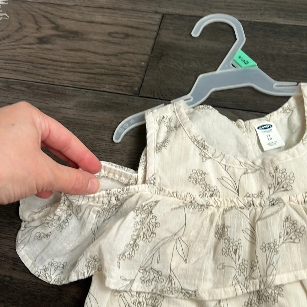 Old Navy toddler girl off the shoulder dress